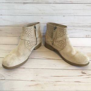 Teva Delavina Cream Ankle Booties Size 8